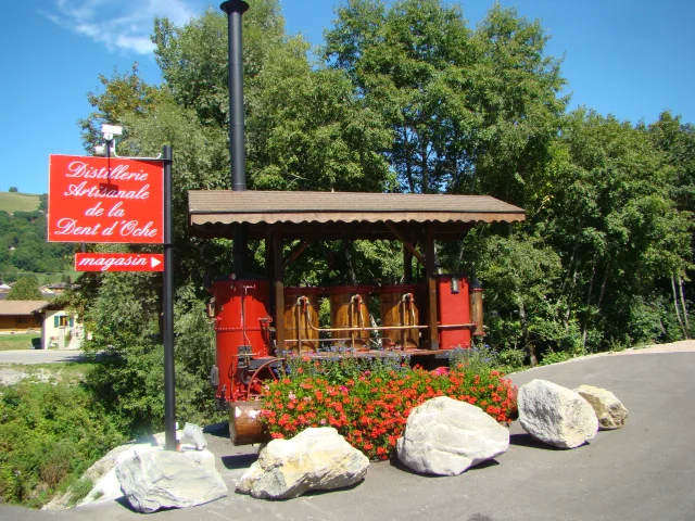 Distilleerderij Bernex