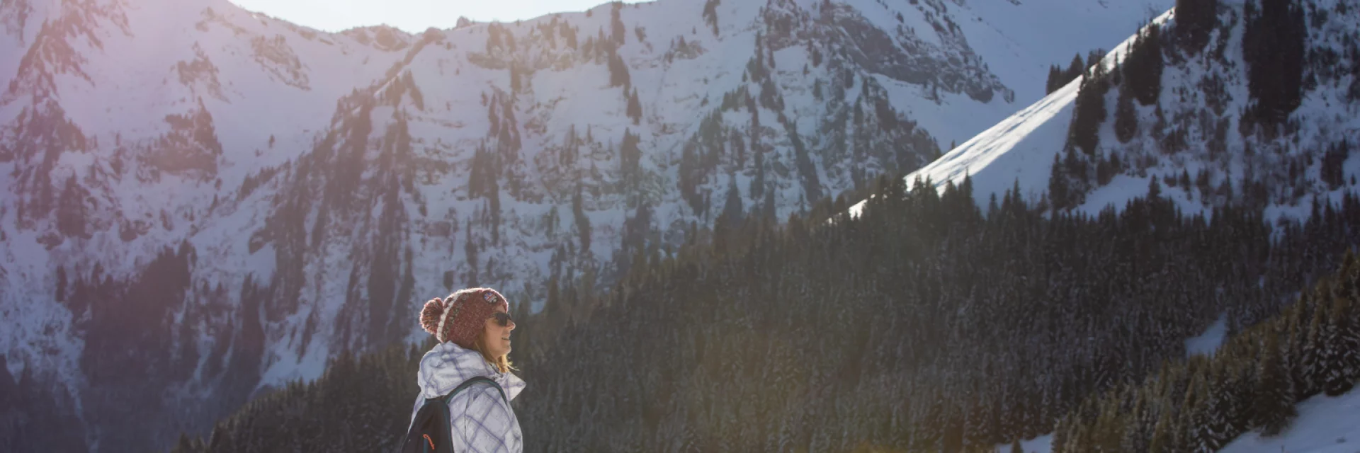 Snowshoeing Abondance