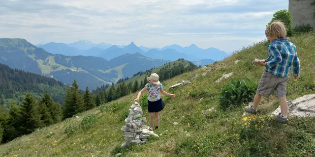 Uitje Balcon Du Lac Thollon Les Memises