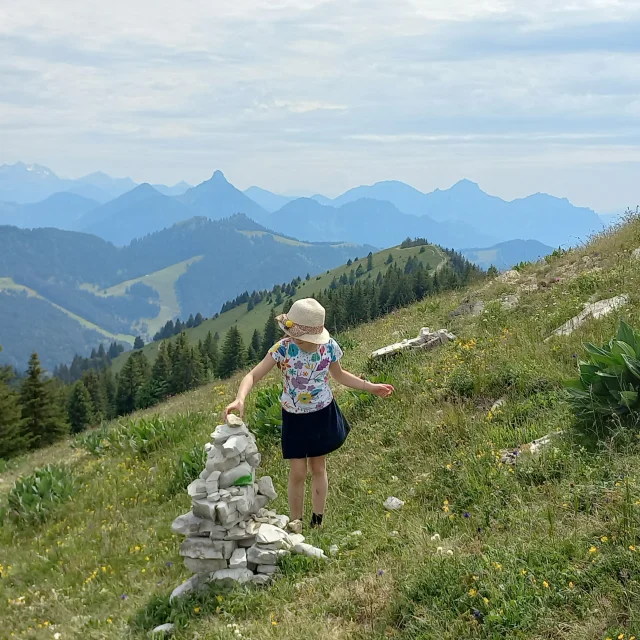 Uitje Balcon Du Lac Thollon Les Memises
